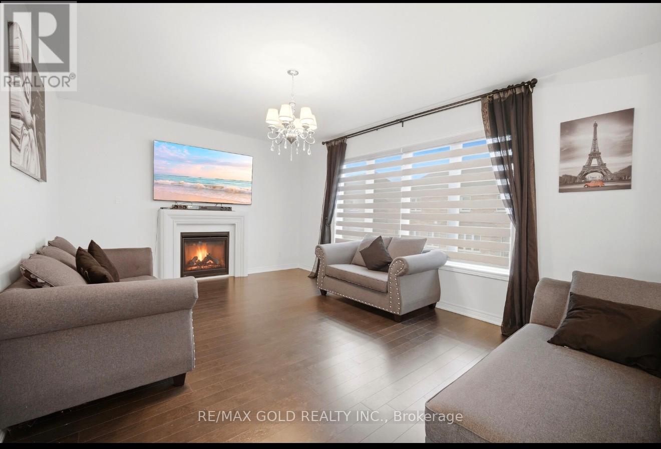 814 GREEN STREET - 5