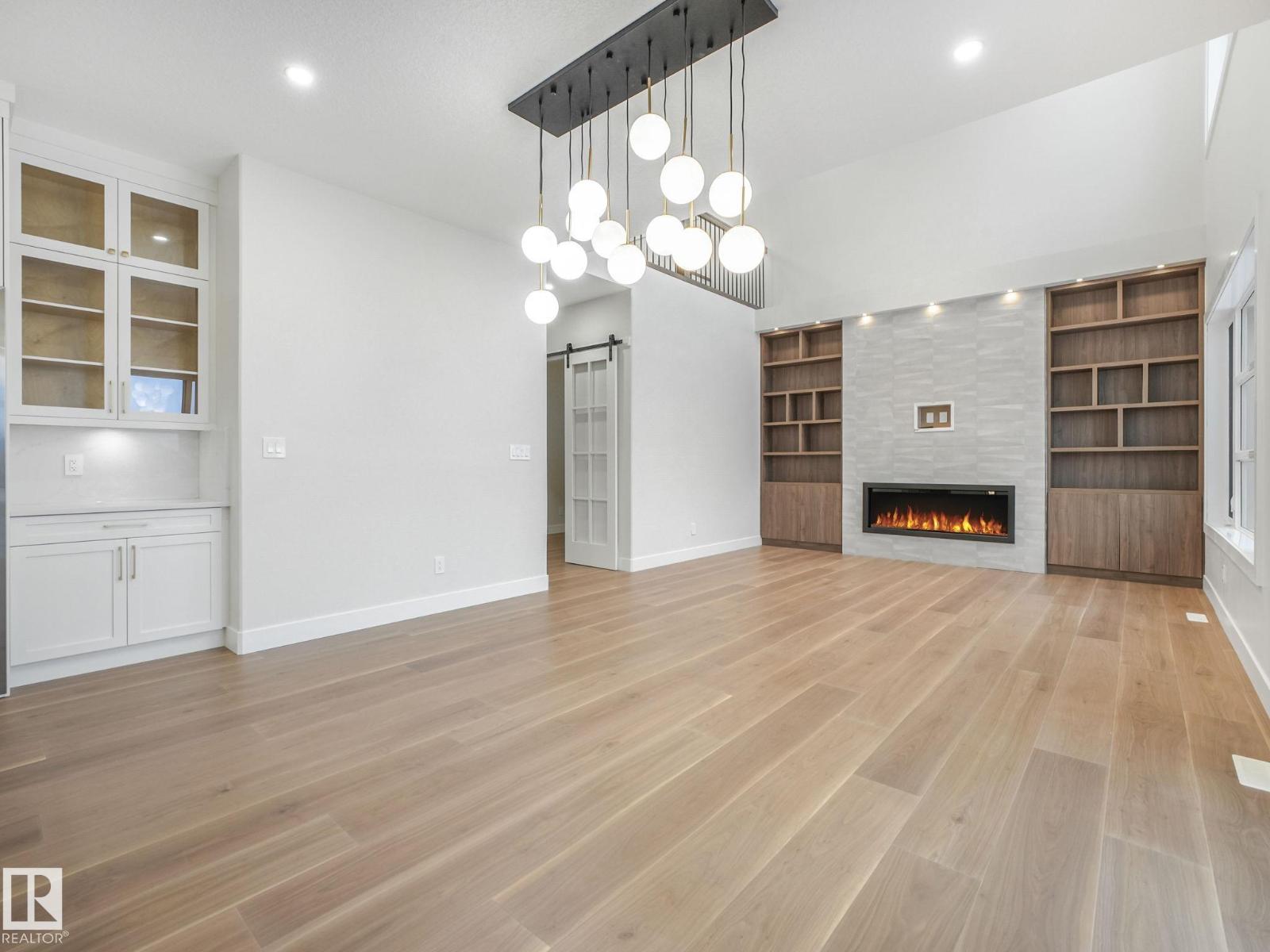 4051 120 ST NW - 25