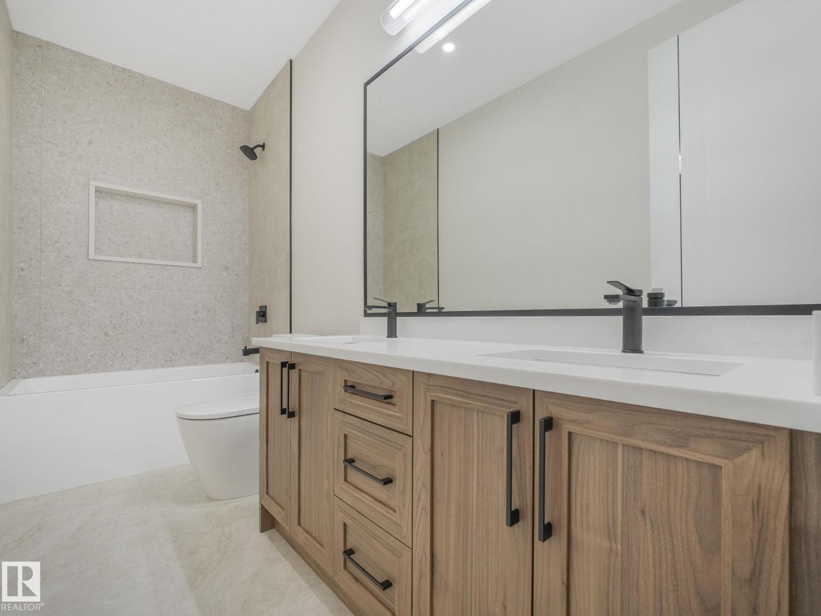 4051 120 ST NW - 47