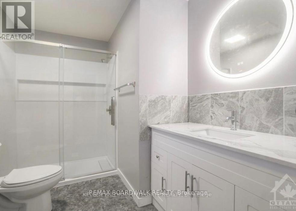 563 LATOUR CRESCENT - 16
