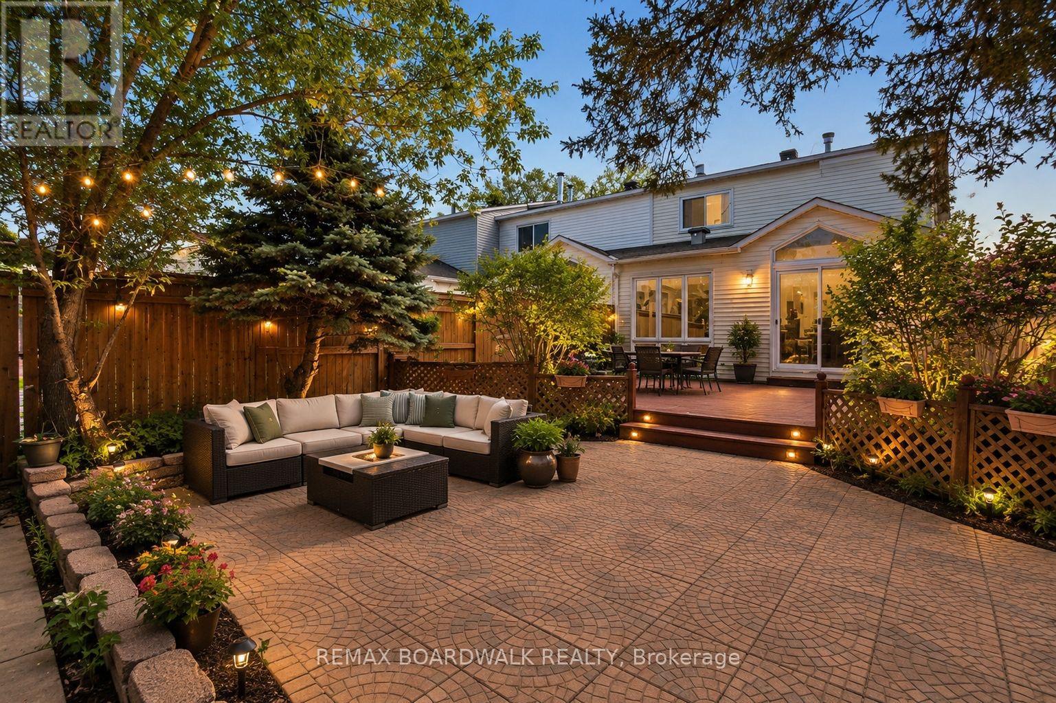 563 LATOUR CRESCENT - 26