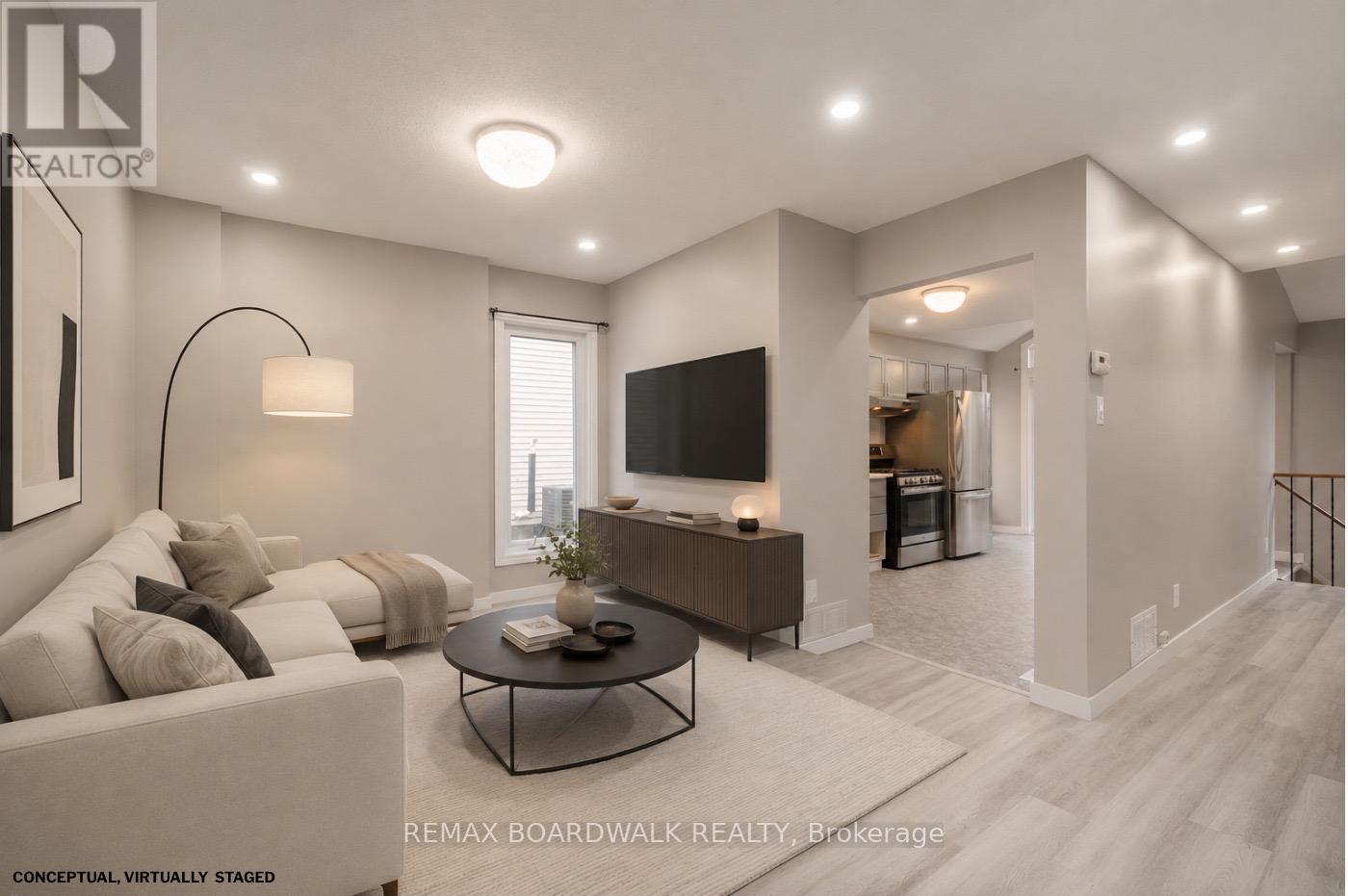 563 LATOUR CRESCENT - 5