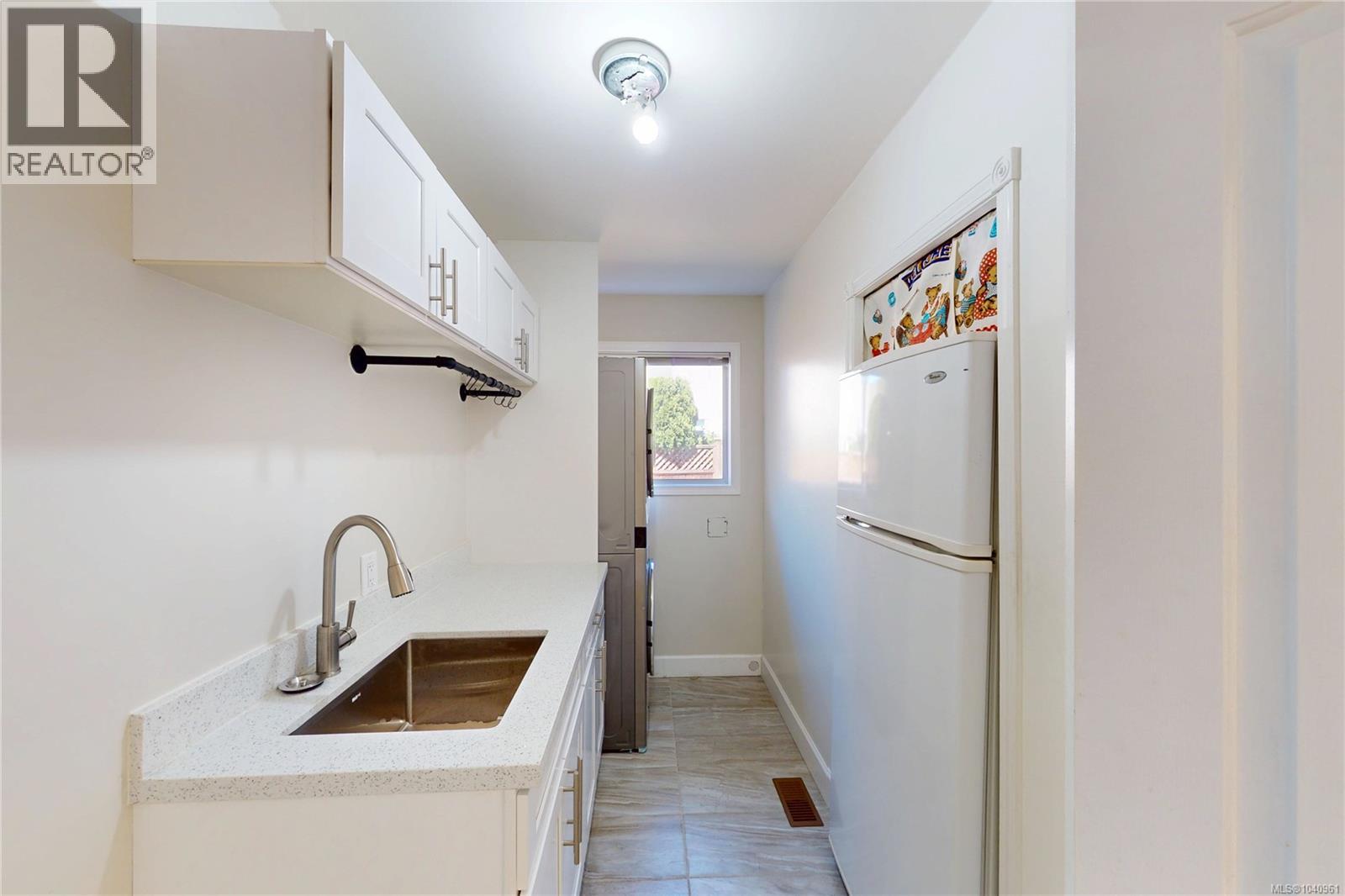  4767 Elliot Place, Saanich