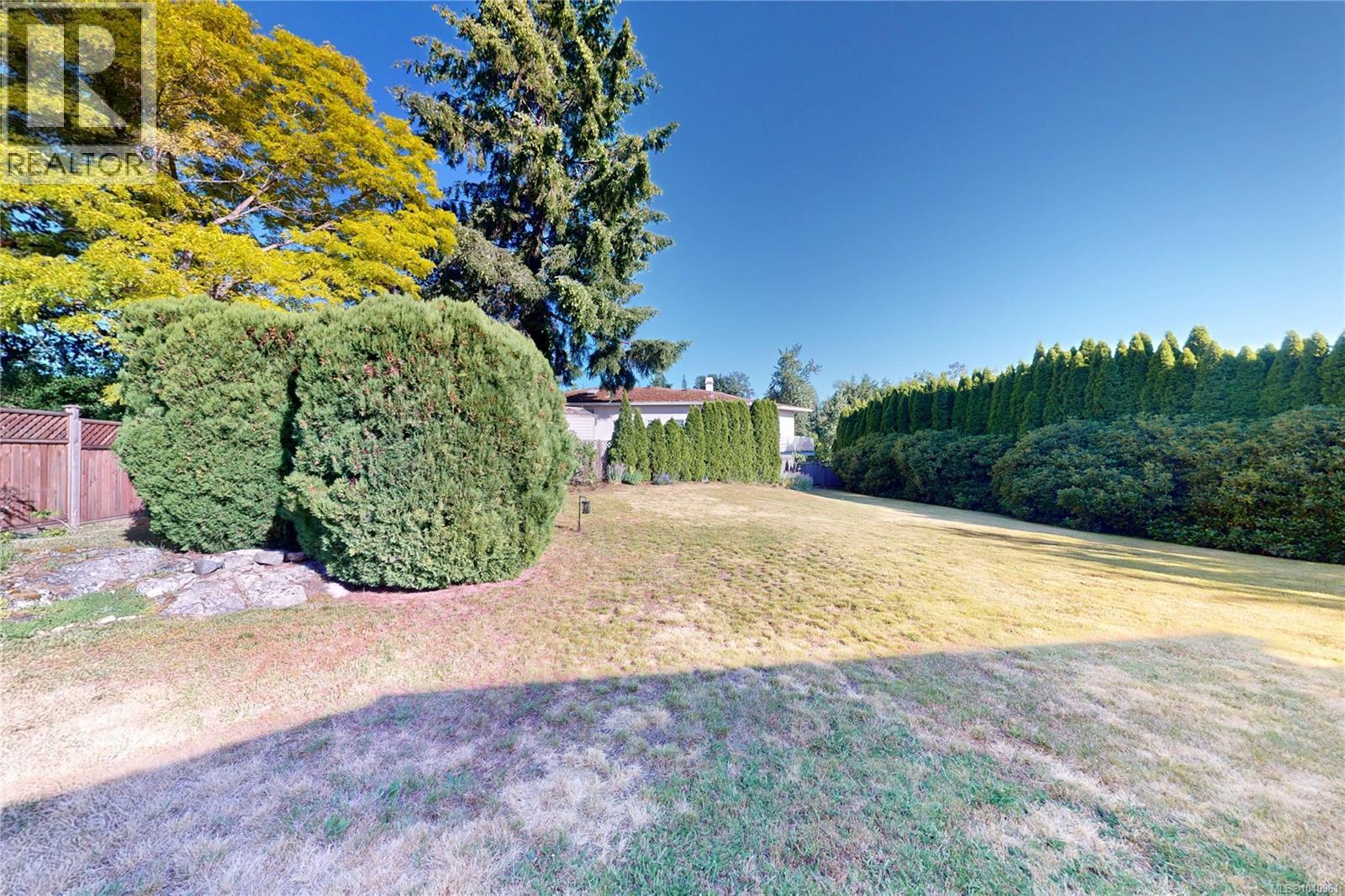  4767 Elliot Place, Saanich