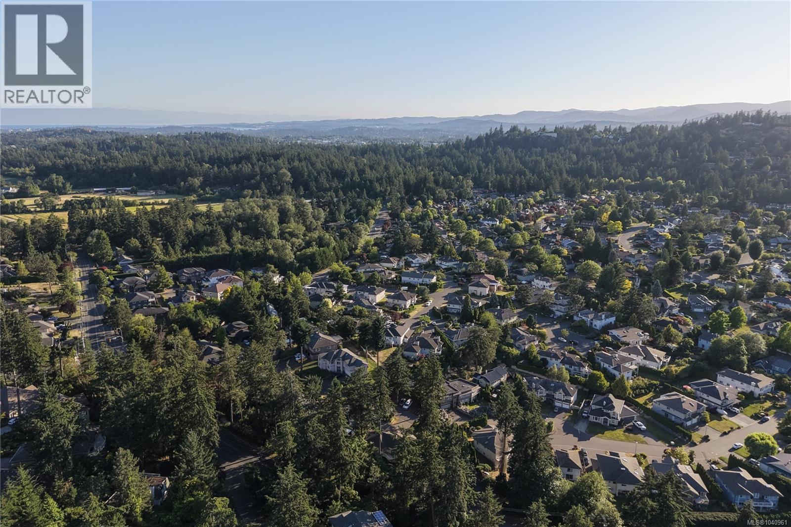  4767 Elliot Place, Saanich