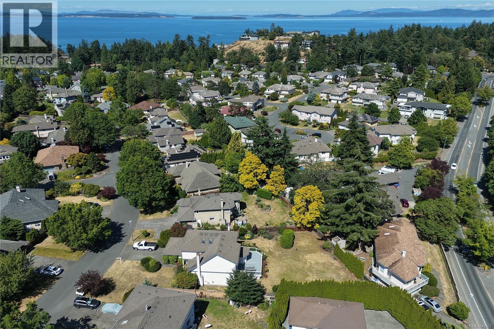  4767 Elliot Place, Saanich