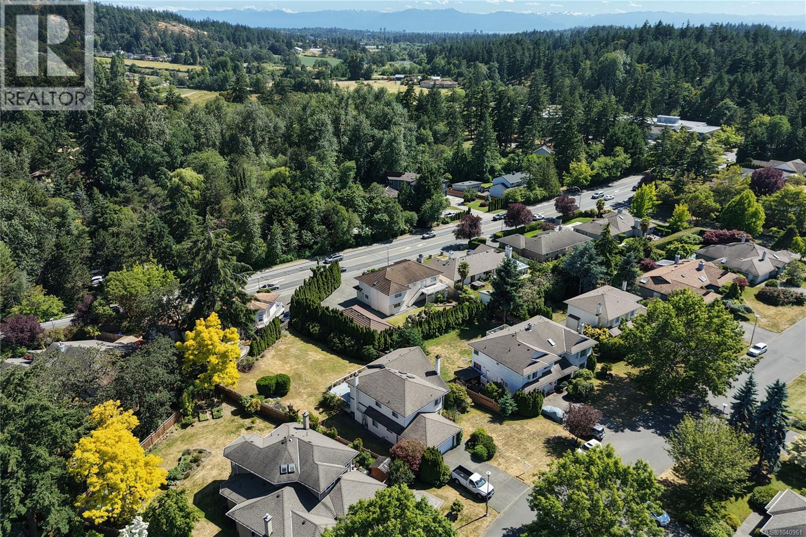  4767 Elliot Place, Saanich