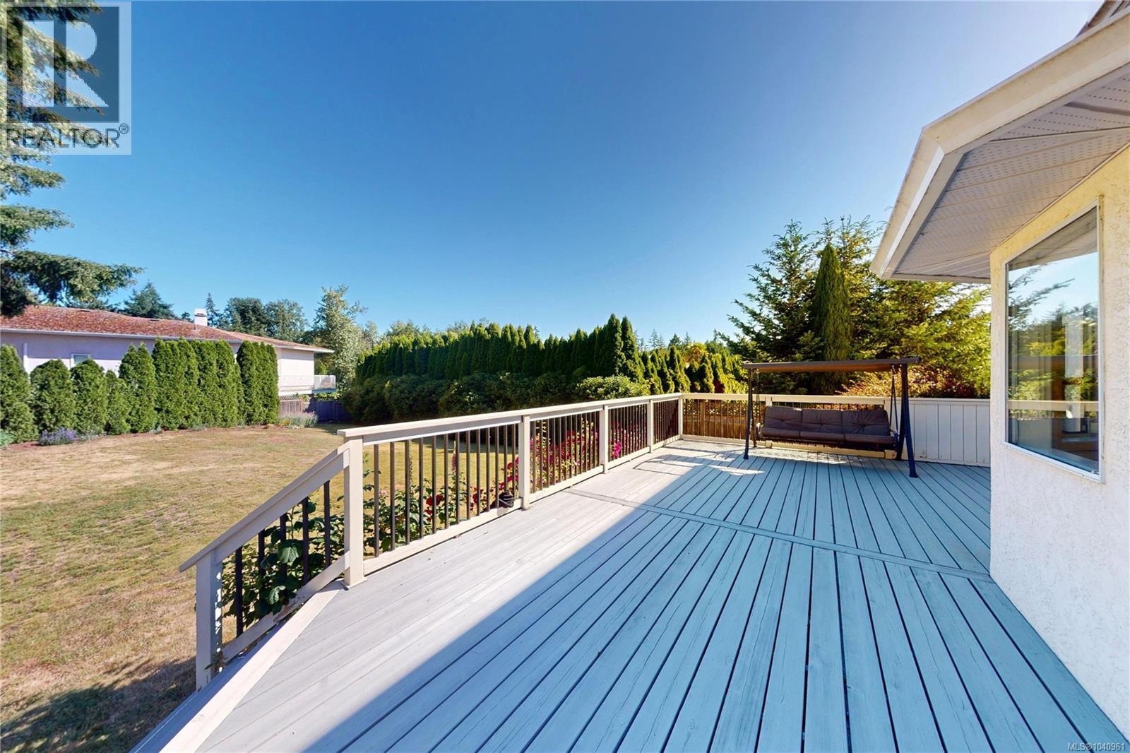  4767 Elliot Place, Saanich