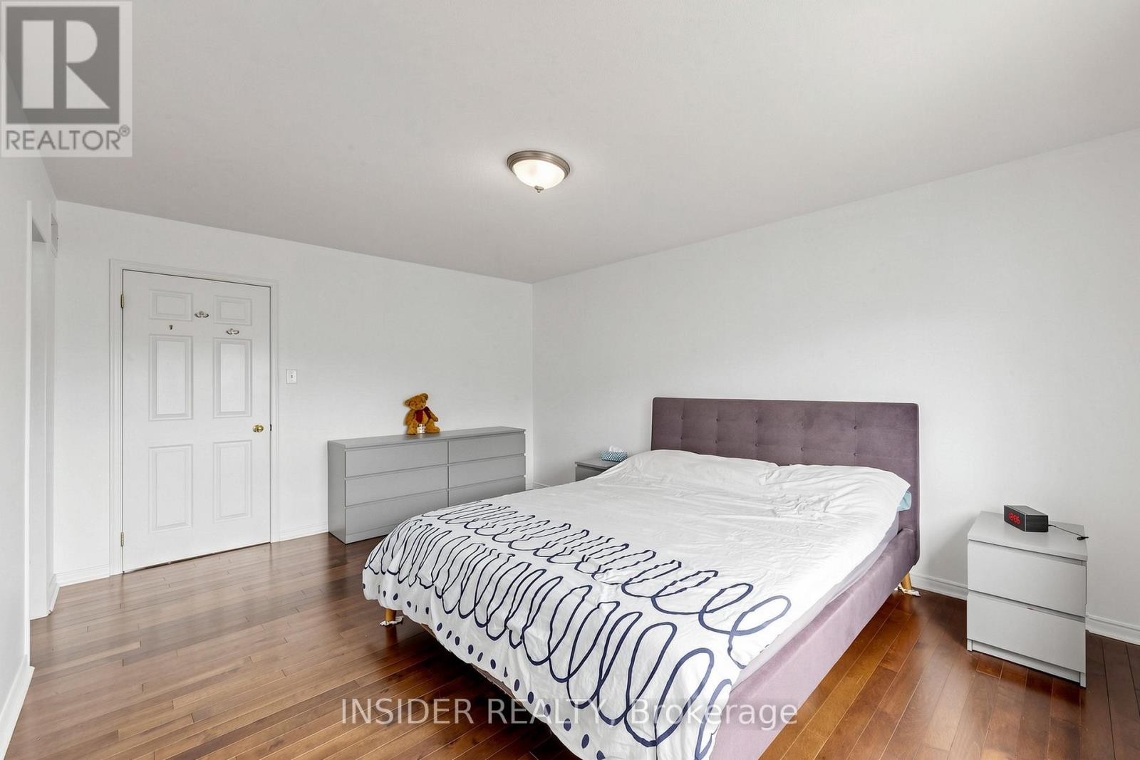 7 CROXALL BOULEVARD - 26