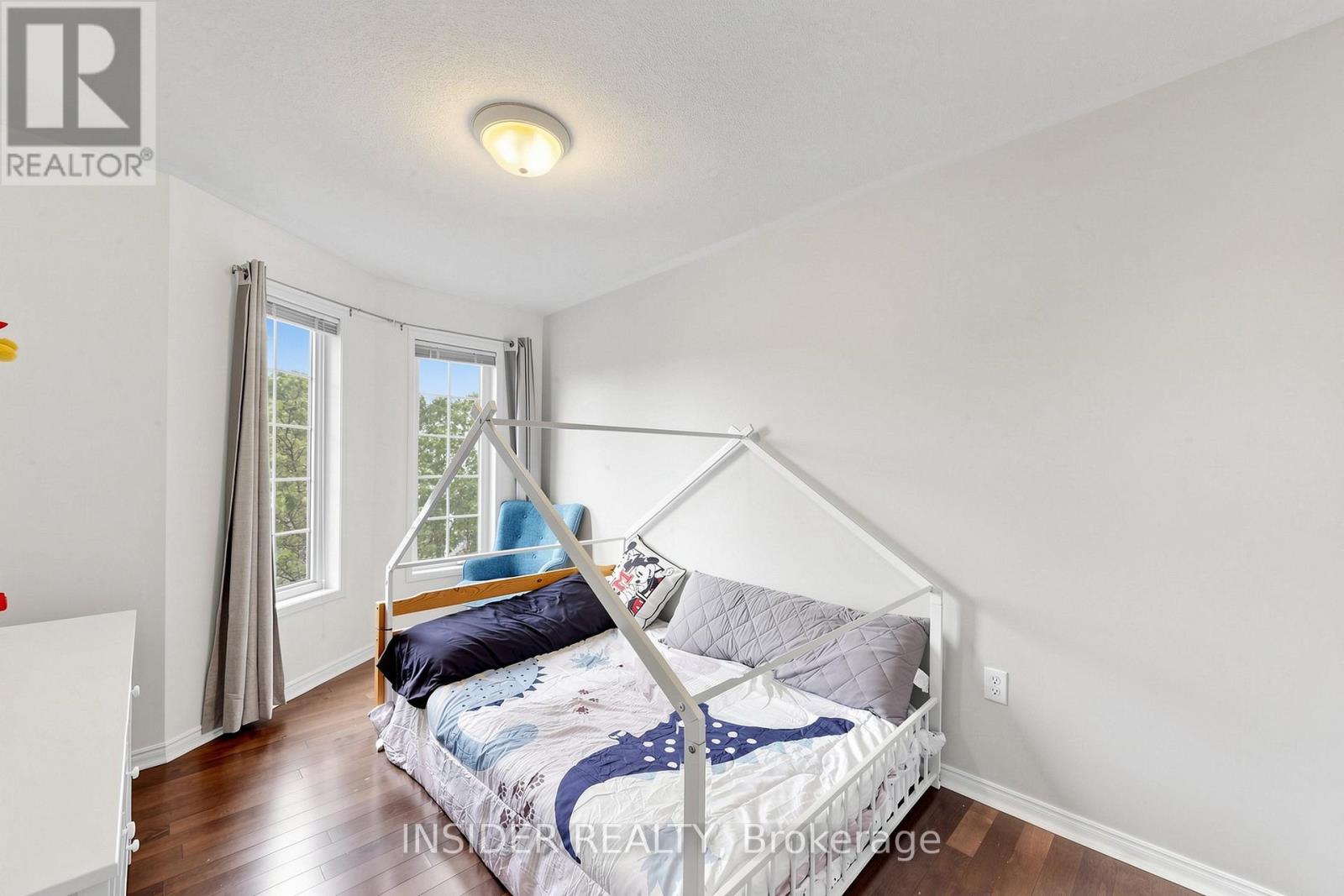 7 CROXALL BOULEVARD - 34