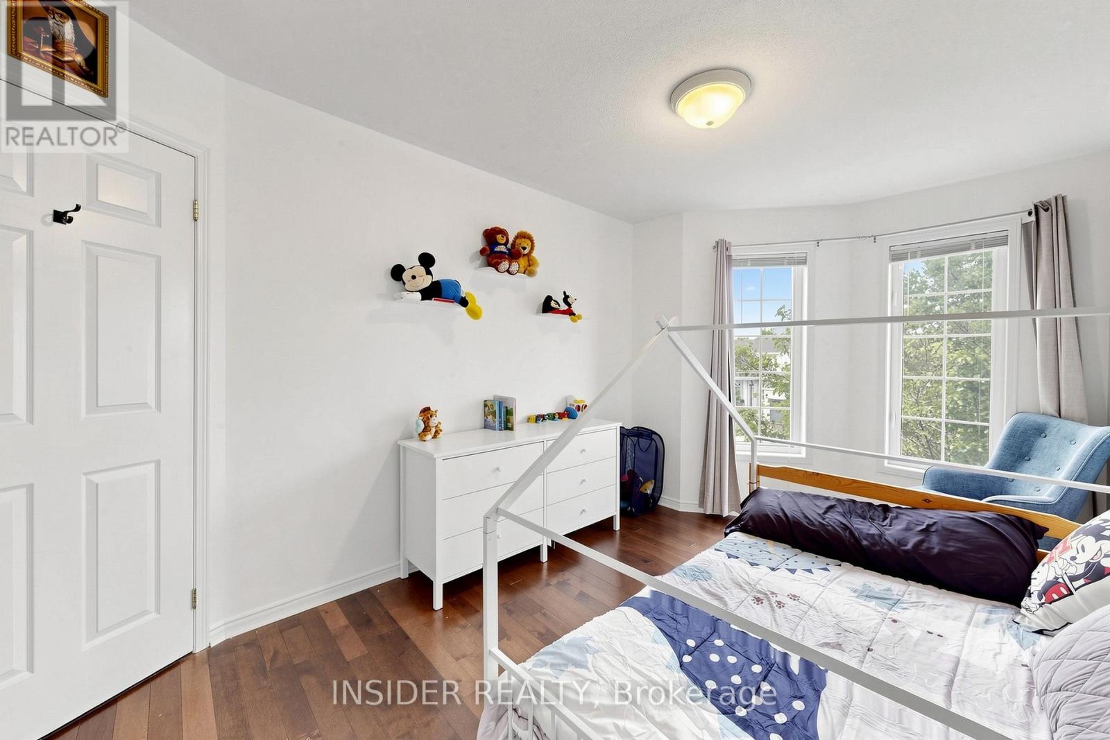 7 CROXALL BOULEVARD - 36