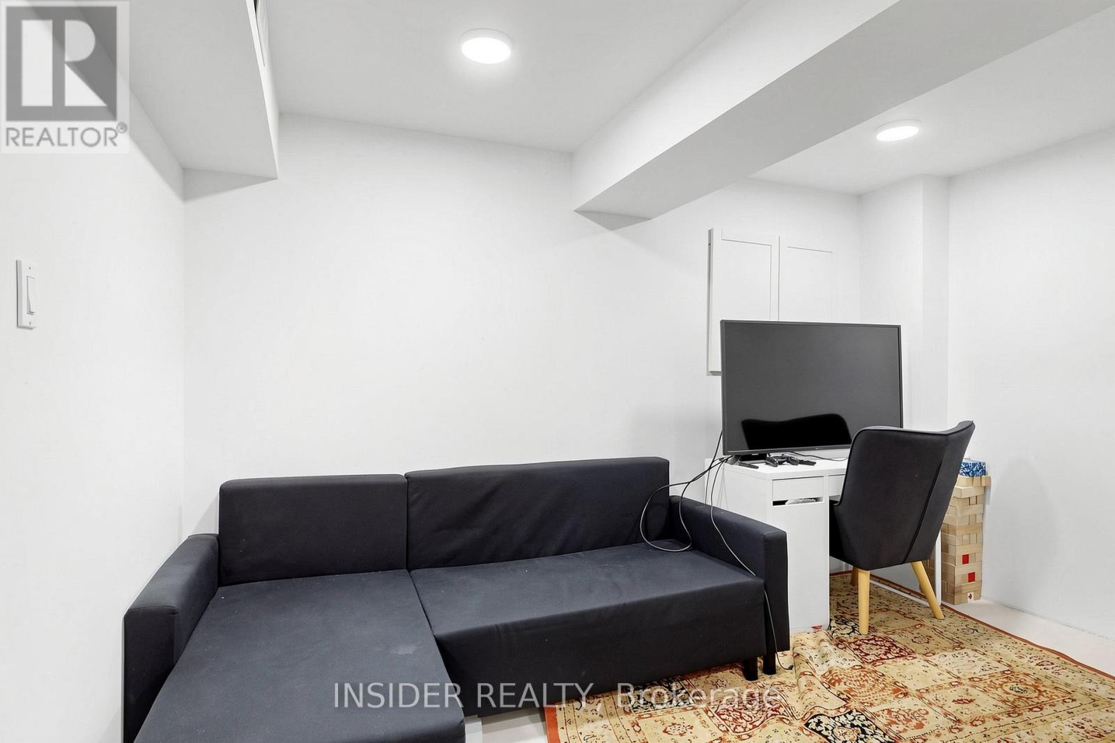 7 CROXALL BOULEVARD - 45