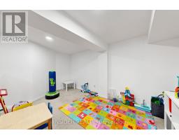 7 Croxall Boulevard, Whitby, ON L1M0E6 Photo 43