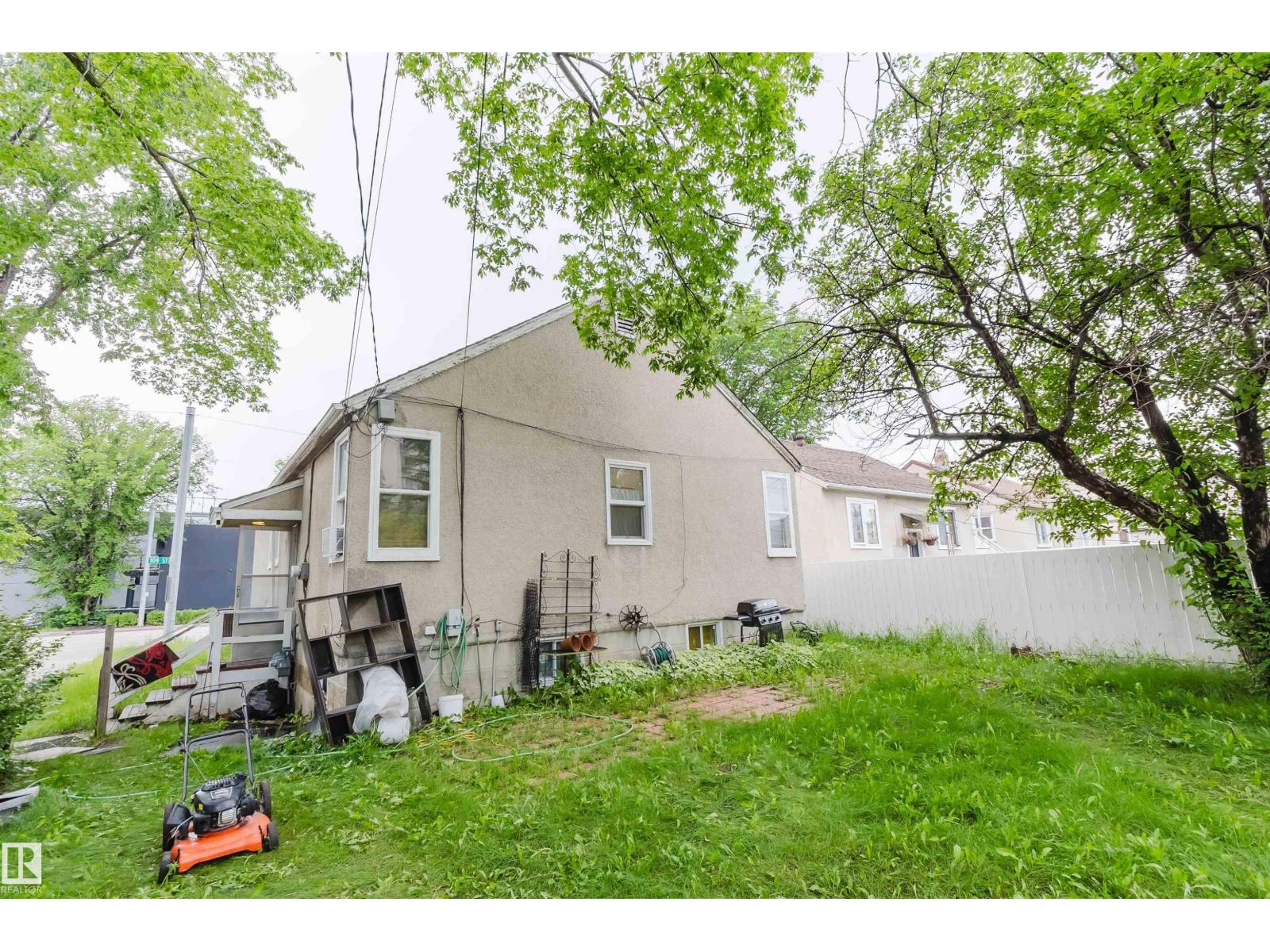7703 109 ST NW - photo 5