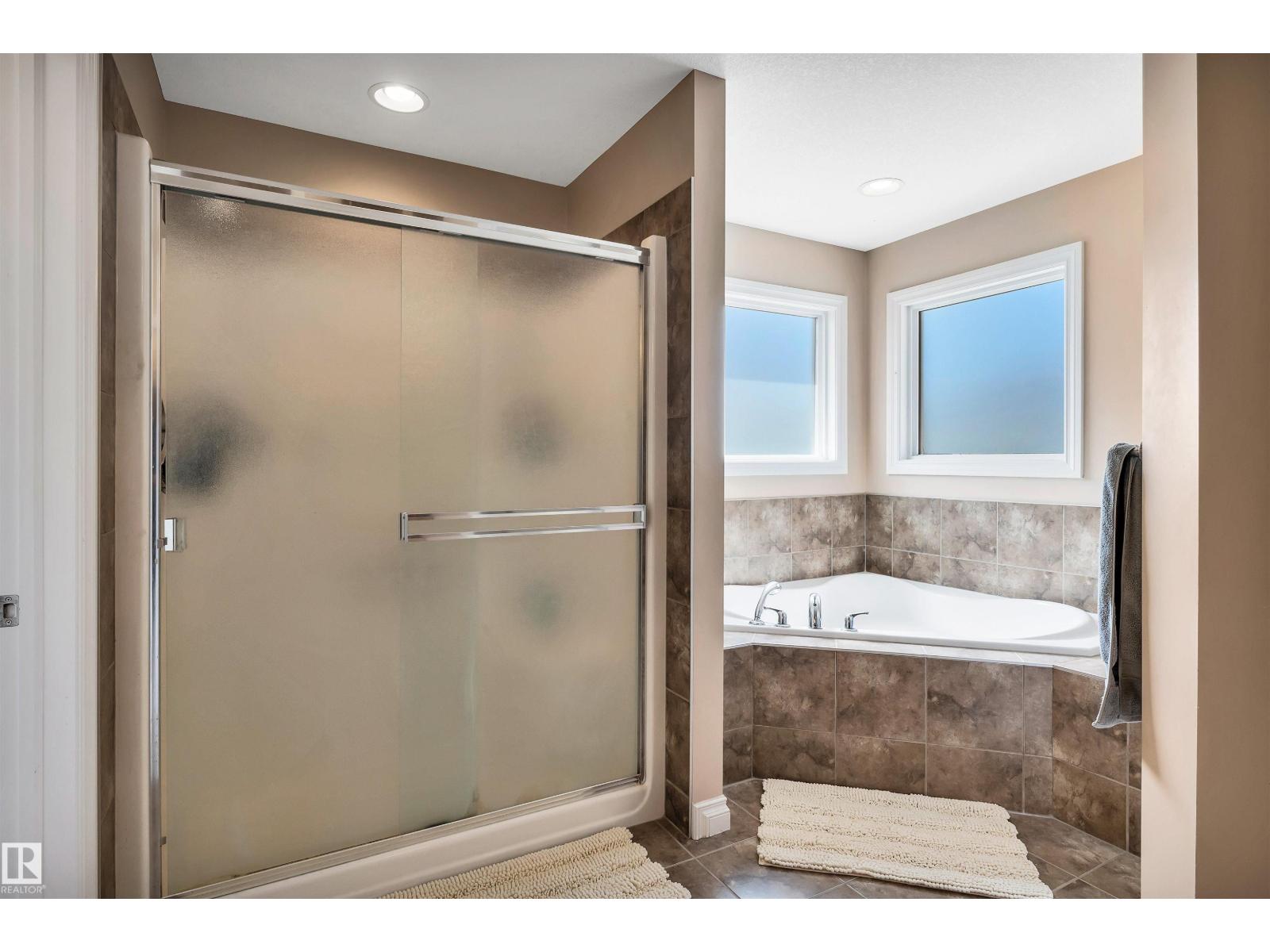 18 VOLETA CT — photo 23