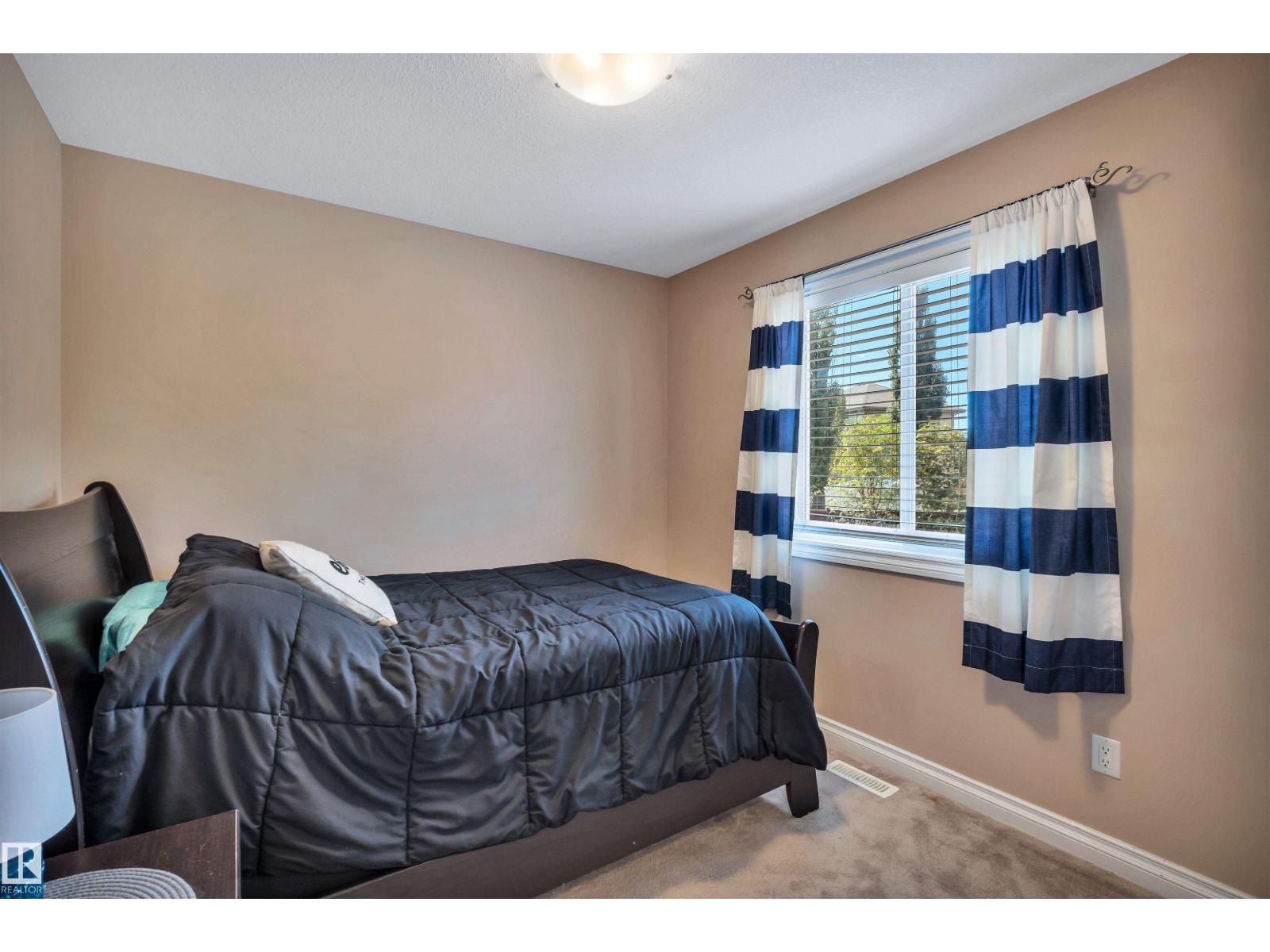 18 VOLETA CT — photo 31