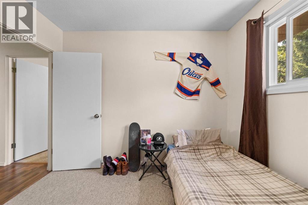 6404A 45 Avenue - 15