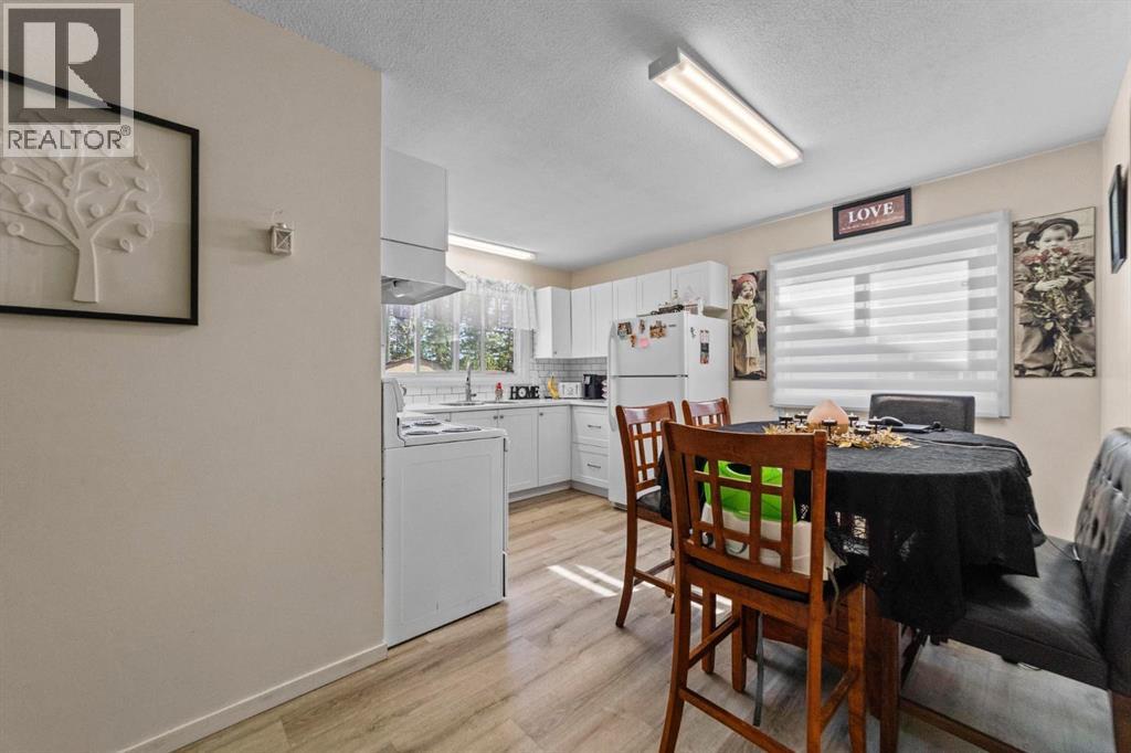 6404A 45 Avenue - 6