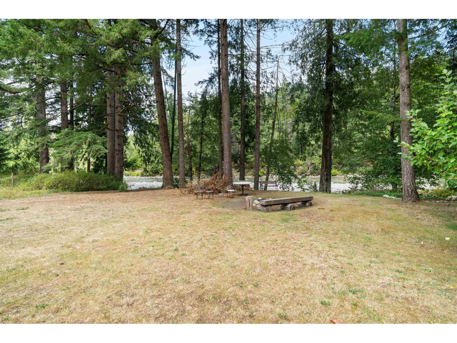 275 FORREST CRESCENT, Hope, Hope