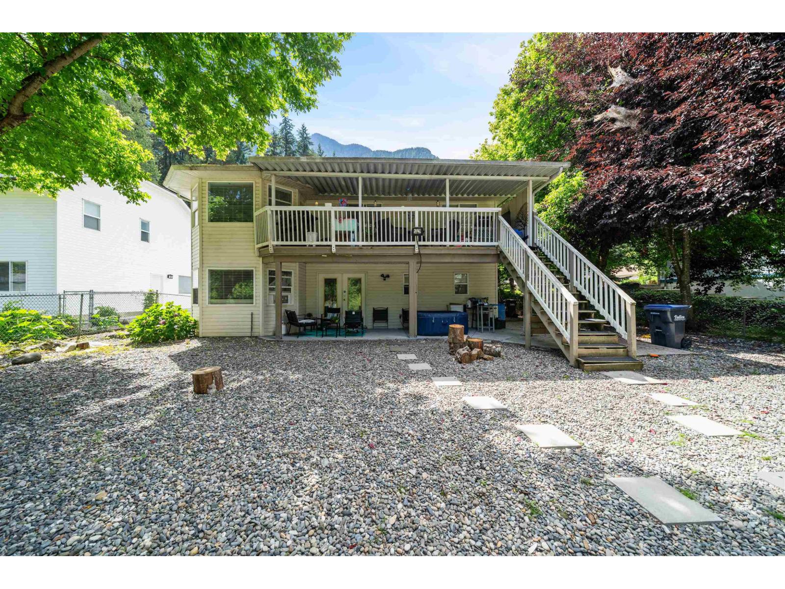 275 FORREST CRESCENT, Hope, Hope