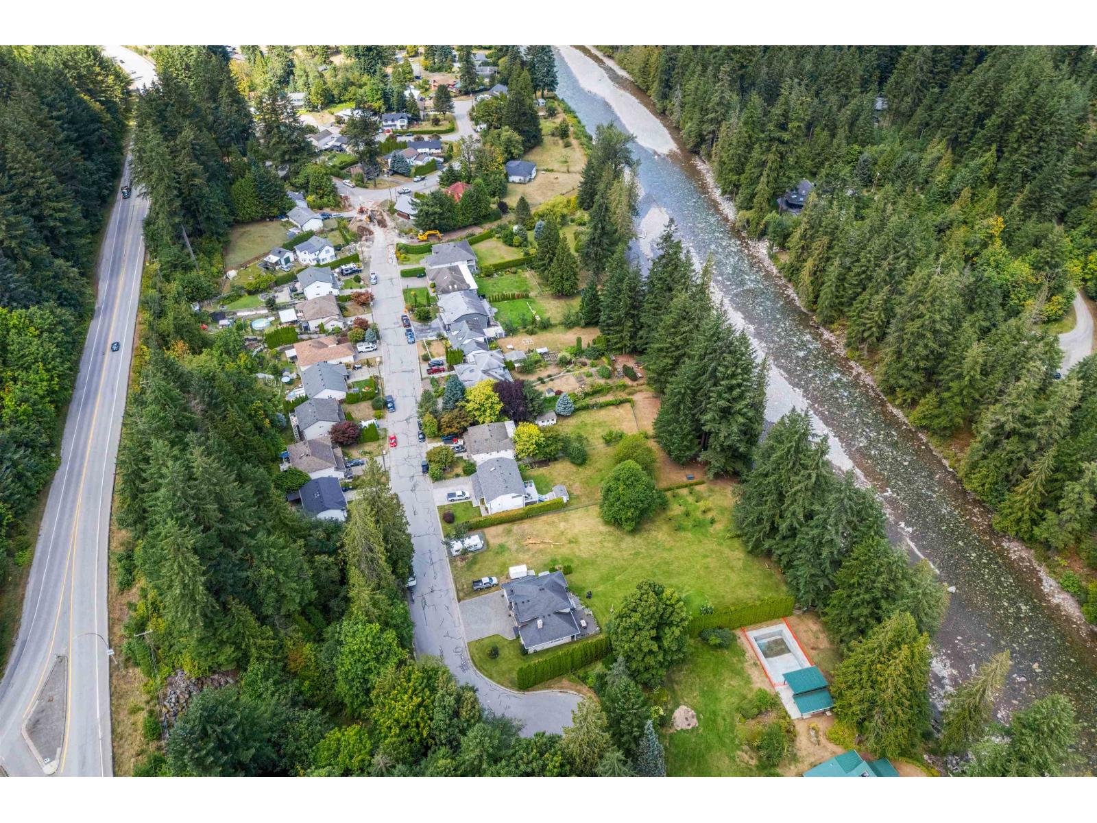 275 FORREST CRESCENT, Hope, Hope