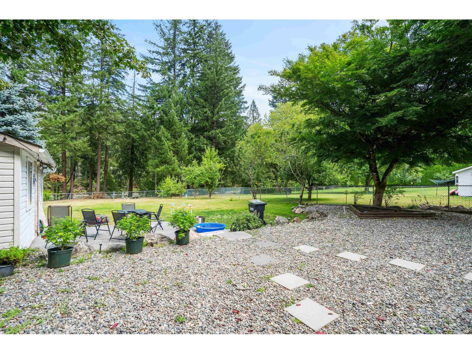 275 FORREST CRESCENT, Hope, Hope