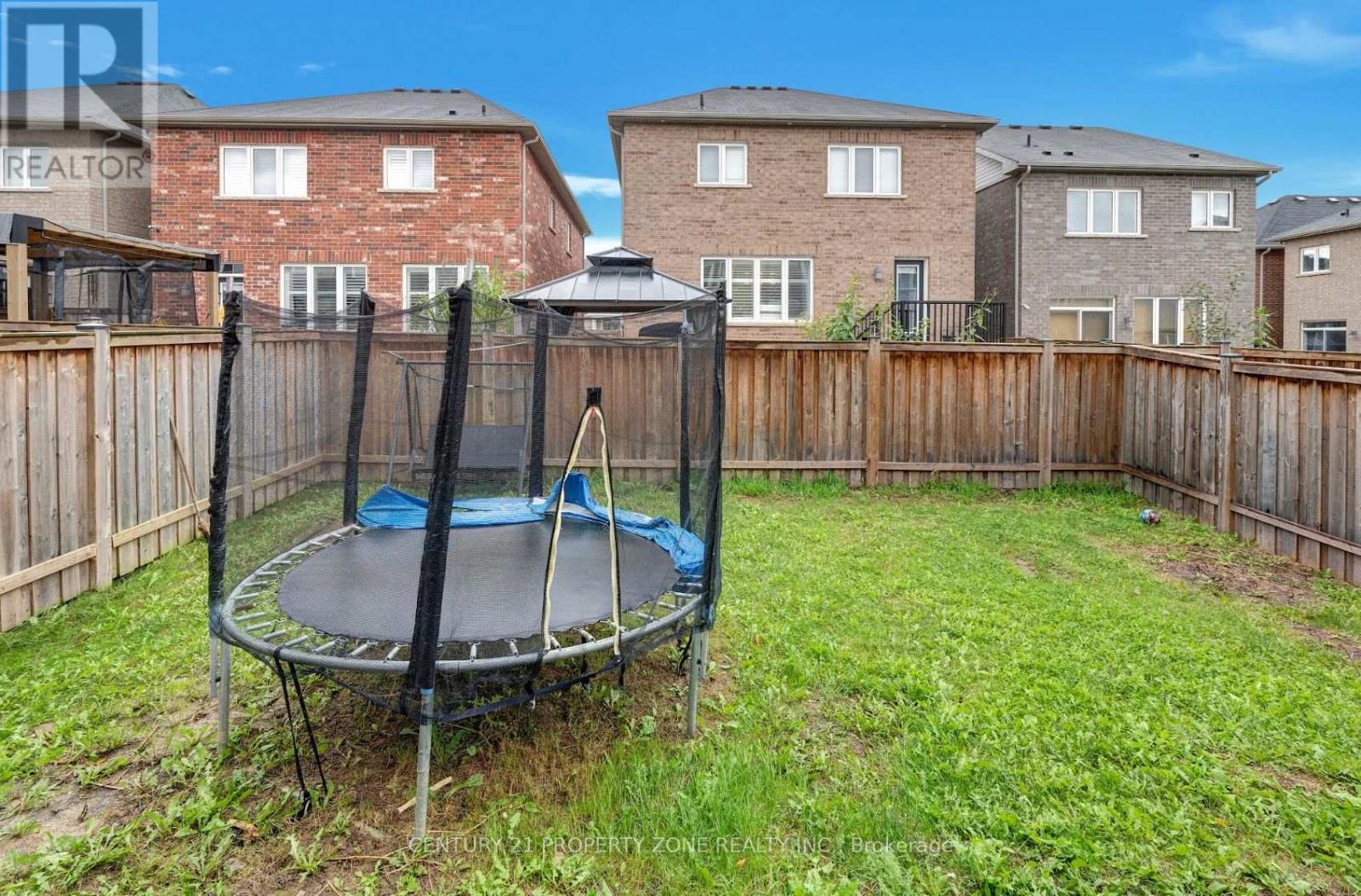 43 MCCARGOW DRIVE - 32