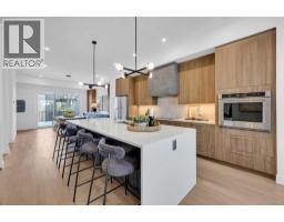 4pc Bathroom - 133 Greenwich Common Nw, Calgary, AB T3B6P1 Photo 10