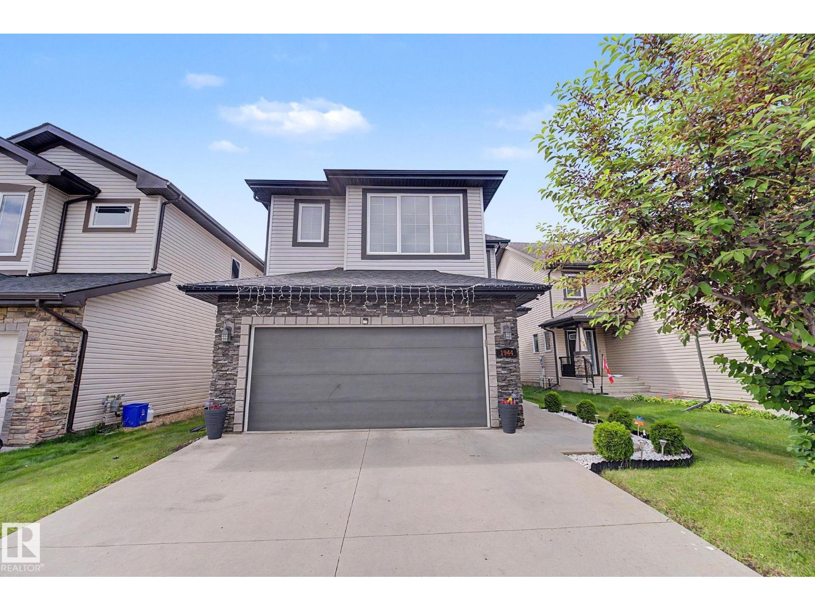 1944 68 ST SW - 3