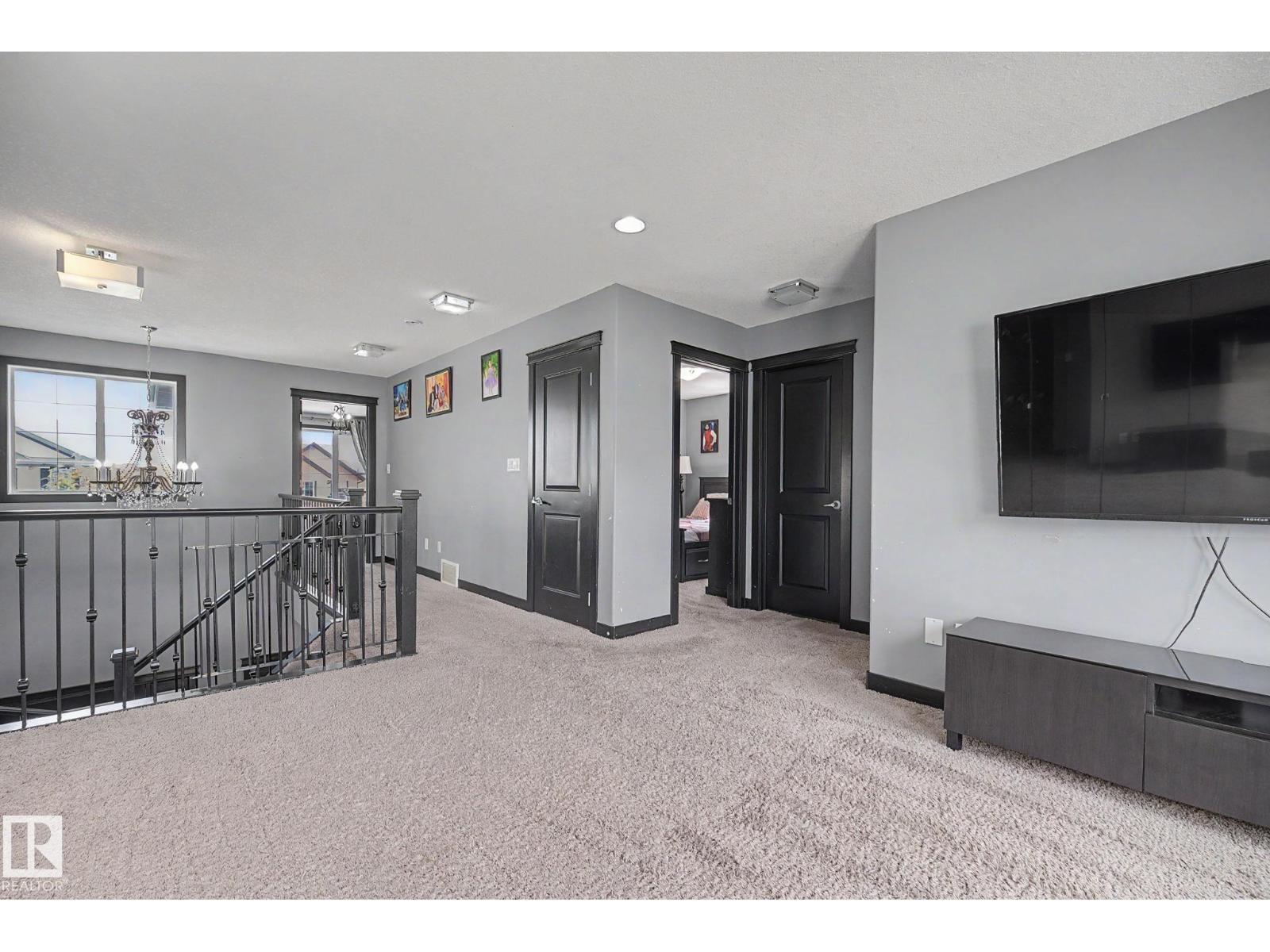 1944 68 ST SW - 27