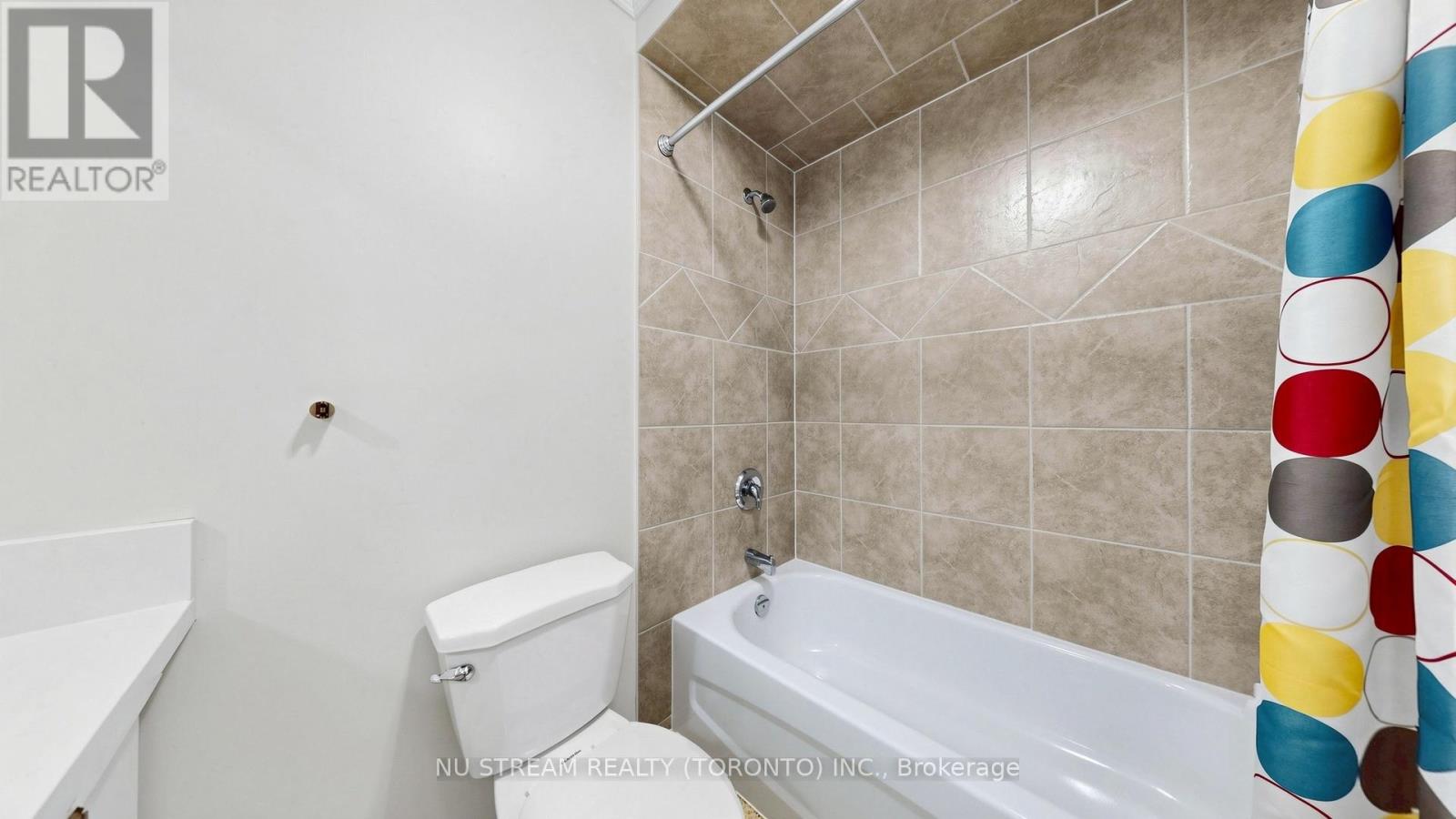 17 NEWLANDS AVENUE - 28