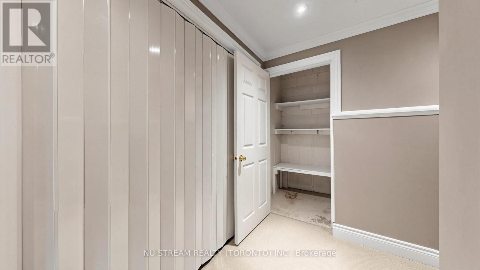 17 NEWLANDS AVENUE - 36