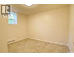 Living room - A&b 1824 Winnipeg Street, Regina, SK S4P1G2 Photo 10