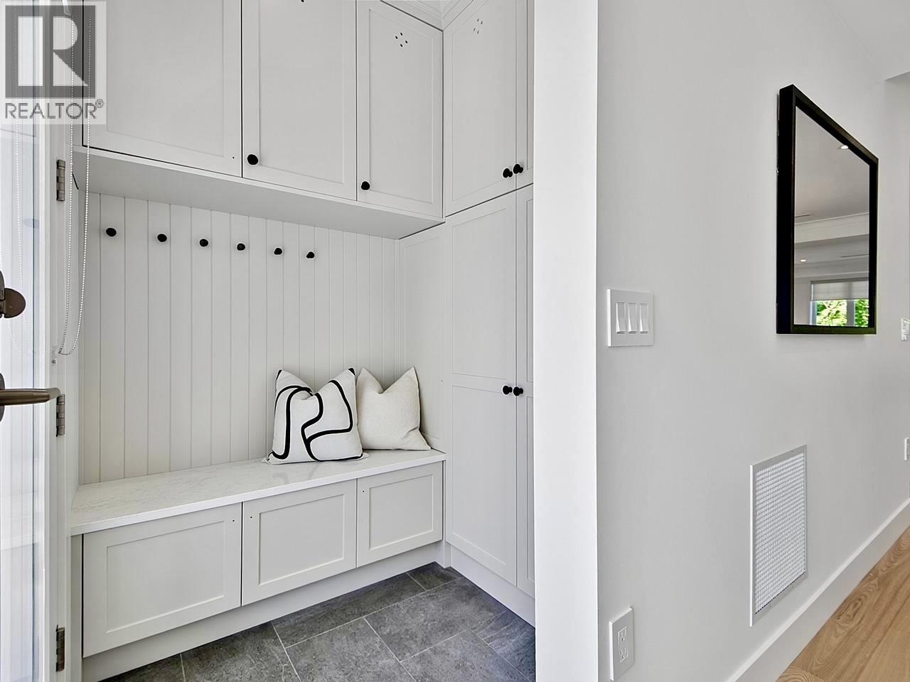1 8029 MACPHERSON AVENUE, Burnaby