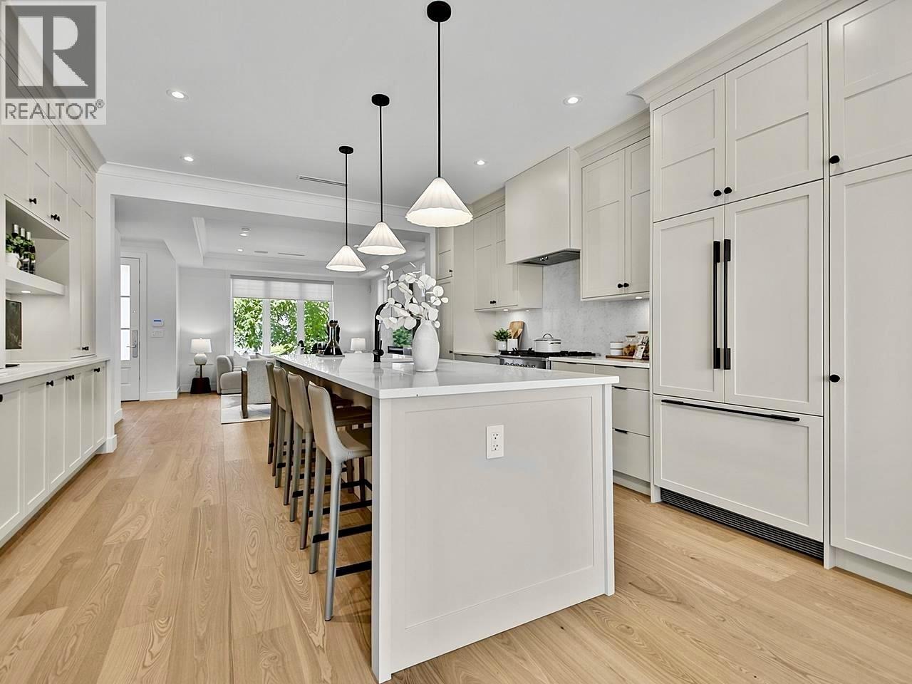 1 8029 MACPHERSON AVENUE, Burnaby