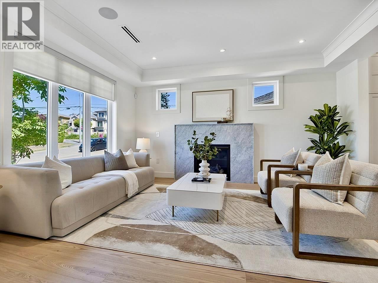 1 8029 MACPHERSON AVENUE, Burnaby