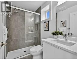 2 8029 Macpherson Avenue, Burnaby, BC V5J4P5 Photo 29