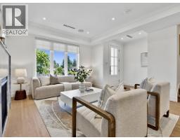 2 8029 Macpherson Avenue, Burnaby, BC V5J4P5 Photo 7