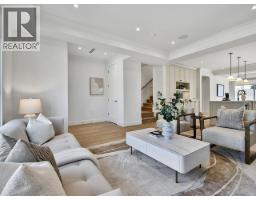 2 8029 Macpherson Avenue, Burnaby, BC V5J4P5 Photo 6