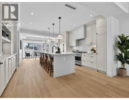 2 8029 Macpherson Avenue, Burnaby, BC V5J4P5 Photo 8