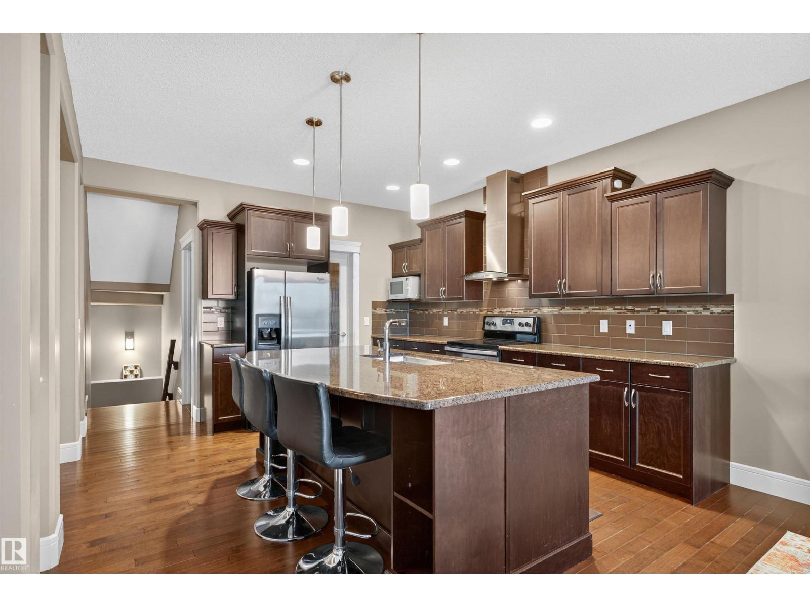 1772 33B ST NW - 27