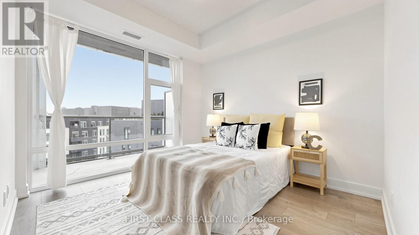 #710 25 ADRA GRADO WAY - 17