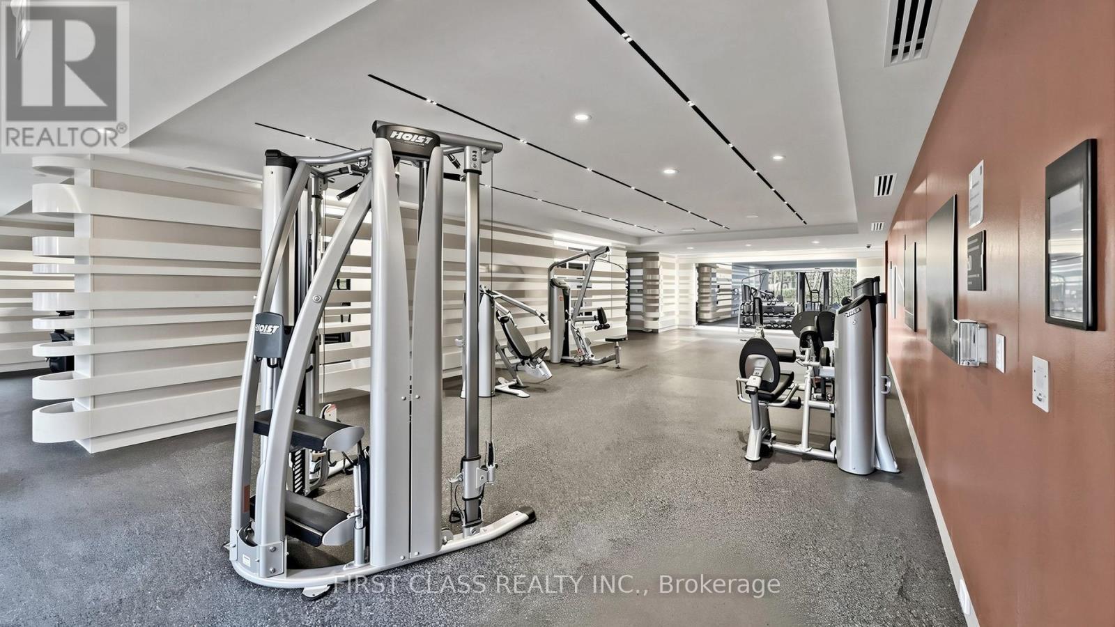 #710 25 ADRA GRADO WAY - 29