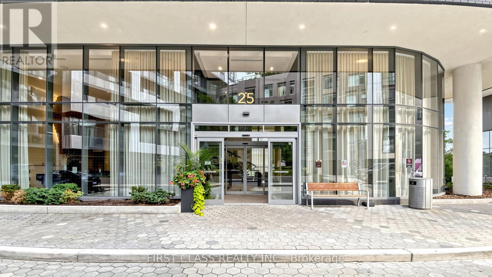 #710 25 ADRA GRADO WAY - 5