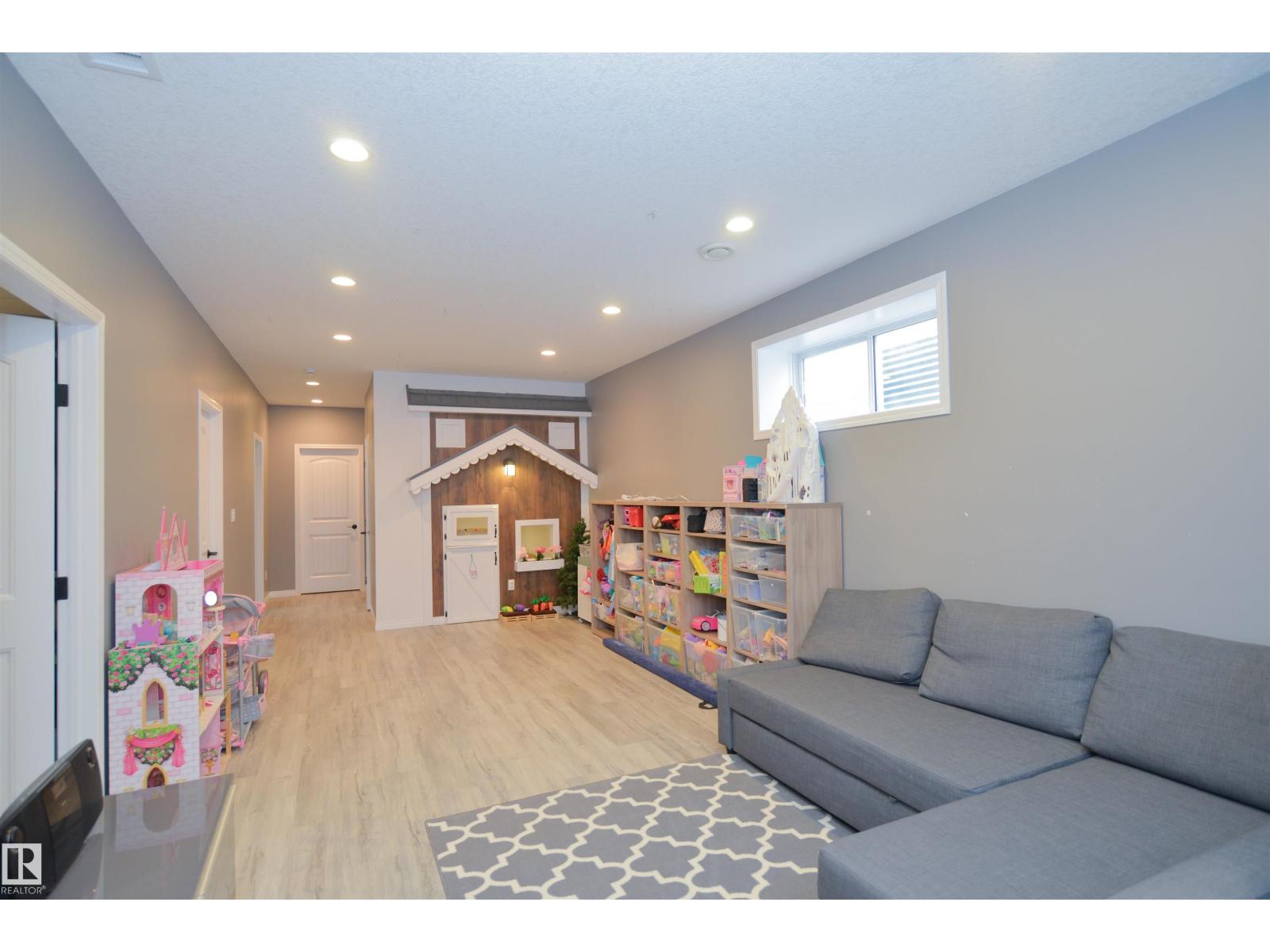17544 58 ST NW — photo 34