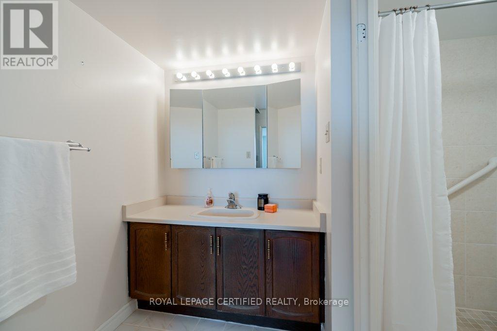#304 320 MILL STREET S - 12