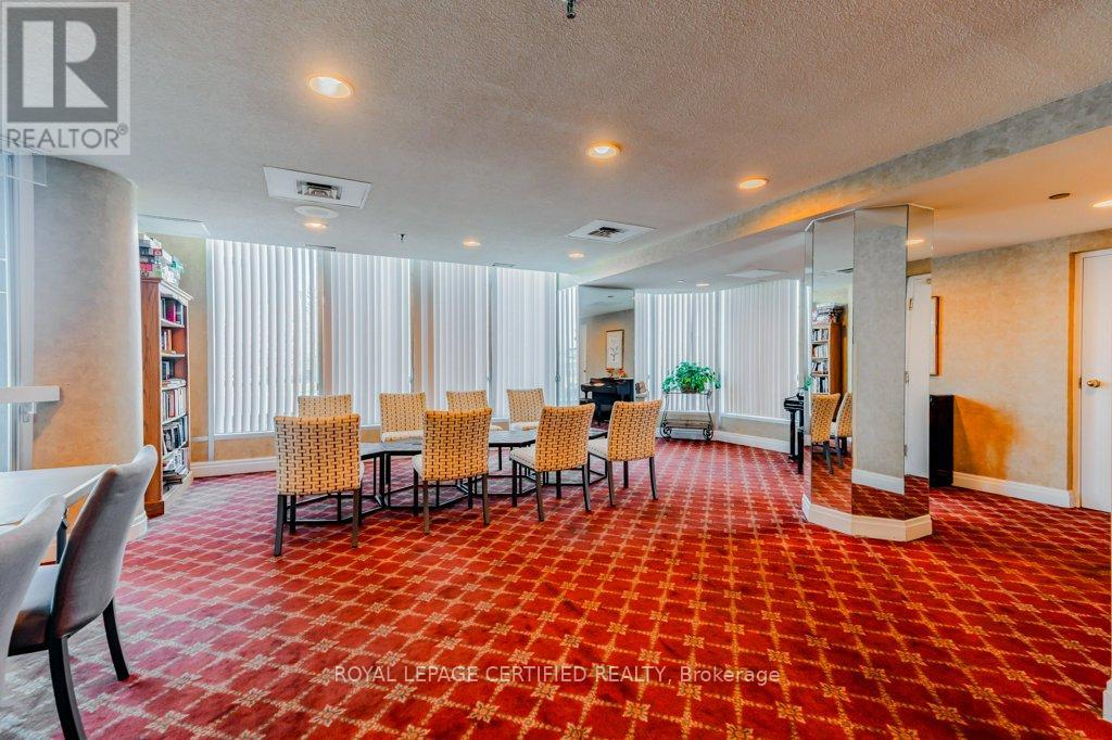 #304 320 MILL STREET S - 17