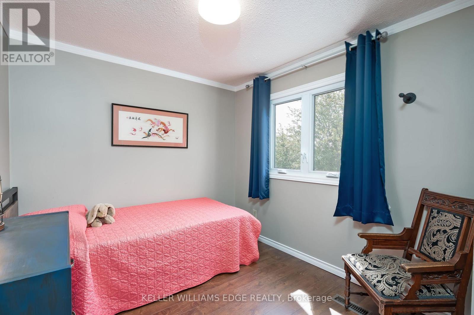 2407 HEMLOCK COURT - 19