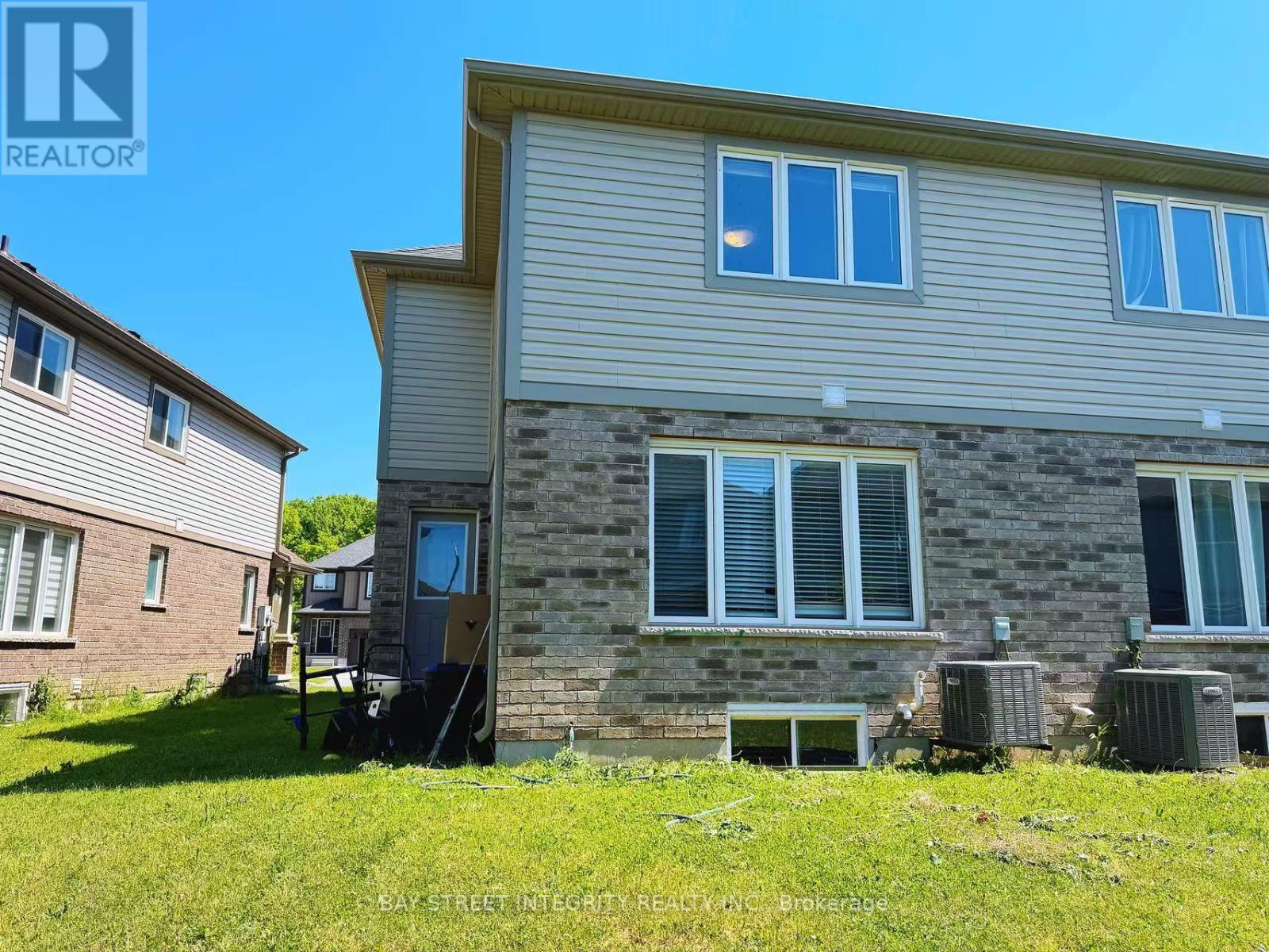 32 ELDERBERRY ROAD - 22