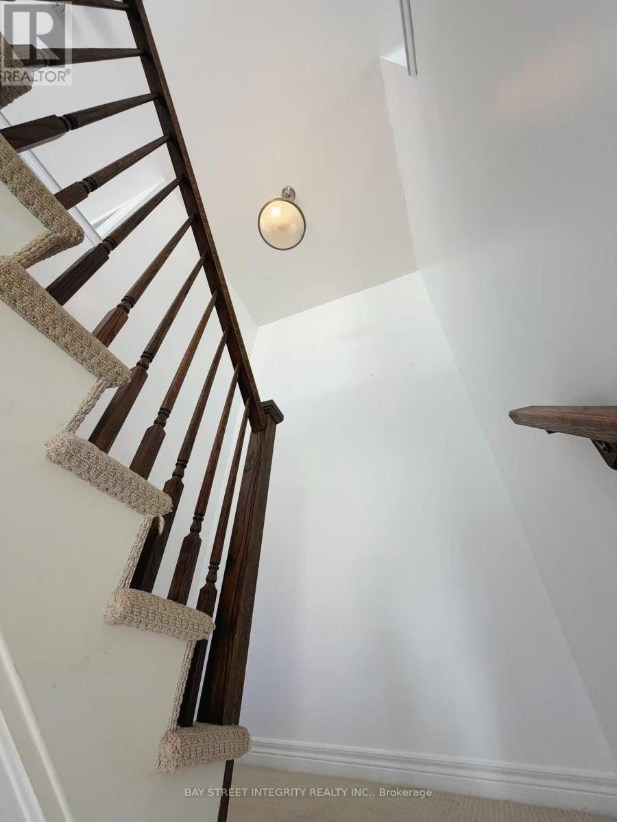 32 ELDERBERRY ROAD - 8